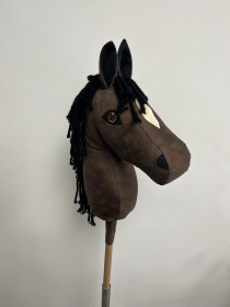 HOBBY HORSE kůň STŘEDNÍ hnědý 2