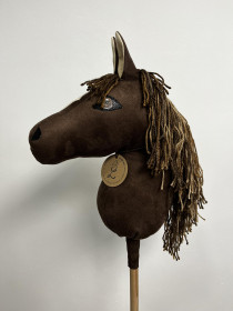 HOBBY HORSE kůň STŘEDNÍ hnědý 1